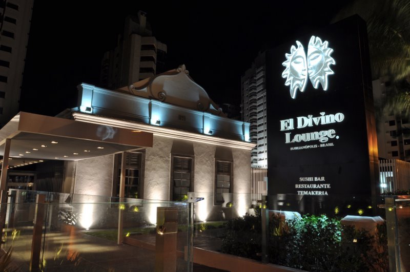 Noche en Florianopolis - El Divino Lounge - Viajar a Brasil Turismo