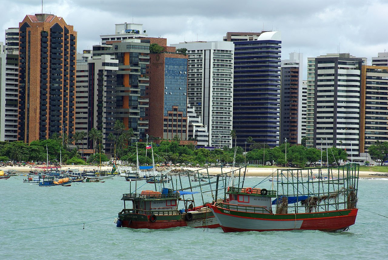 Turismo en Brasil: Fortaleza By deltafrut (Flickr) [CC-BY-2.0 (http://creativecommons.org/licenses/by/2.0)], via Wikimedia Commons